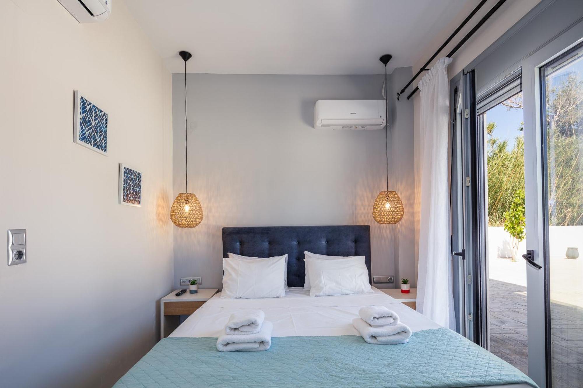 Hotel Iosifina, 80 Metres From Episkopi Beach! Dhrámia Oda fotoğraf
